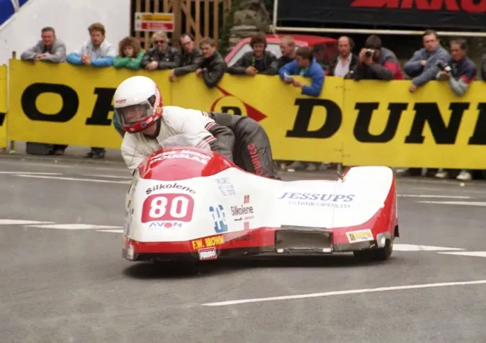 Framed Print : Mick Hamblin & Robert Smith (Shelbourne) 1988 Sidecar TT Framed Print : Mick Hamblin & Robert Smith (Shelbourne) 1988 Sidecar TT