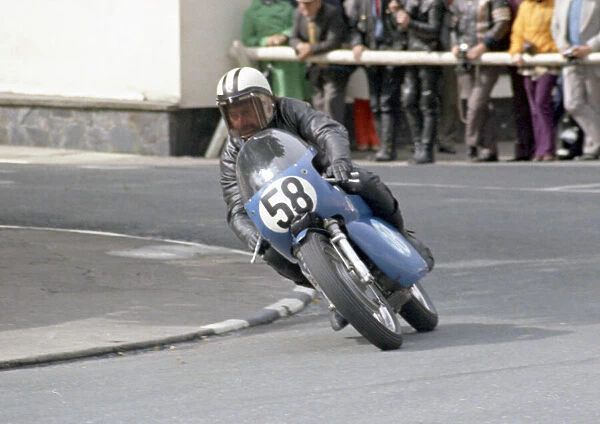 Mick Hunt (Desmo Ducati) 1974 Junior Manx Grand Prix