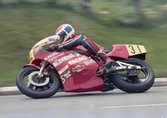 Framed Print : Mick Hunt (Yamaha) 1986 Senior TT