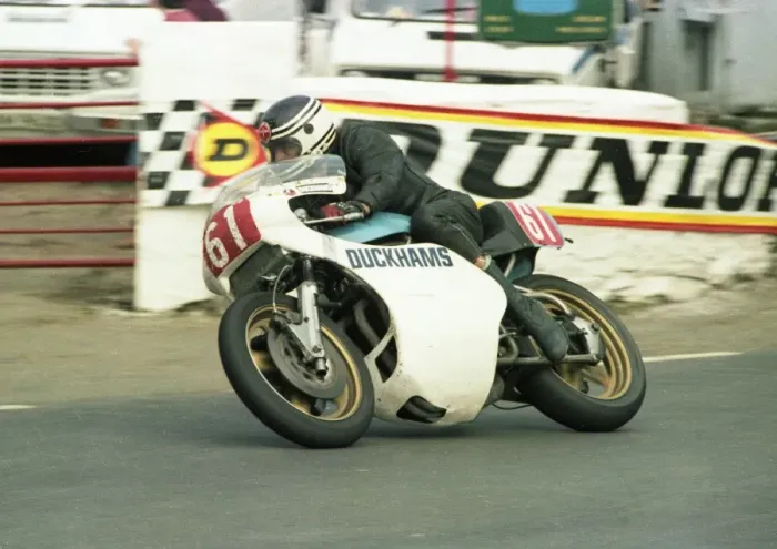 Framed Print : Mick Jeffreys (Kawasaki) 1983 Formula One TT