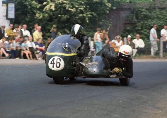 Framed Print : Mick Potter & Norman Panter (Triumph) 1970 500cc Sidecar TT Framed Print : Mick Potter & Norman Panter (Triumph) 1970 500cc Sidecar TT