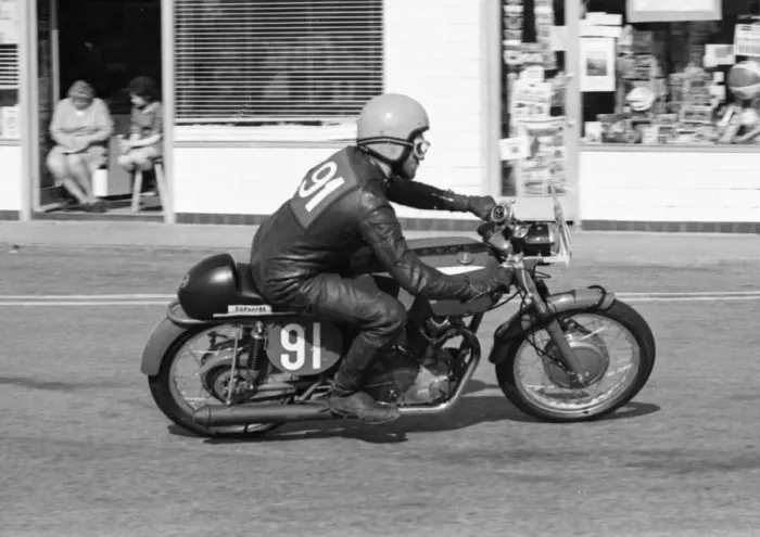Framed Print : Mick Taylor (Ducati) 1972 Production TT Framed Print : Mick Taylor (Ducati) 1972 Production TT