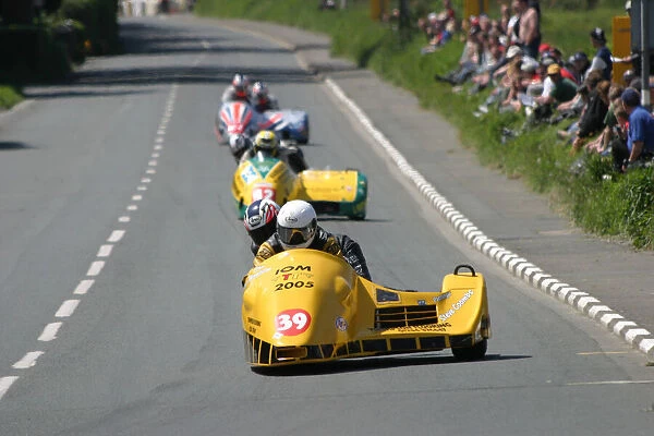 Mick Thompson & Steven Coombes (Ireson Yamaha) 2005 Sidecar TT