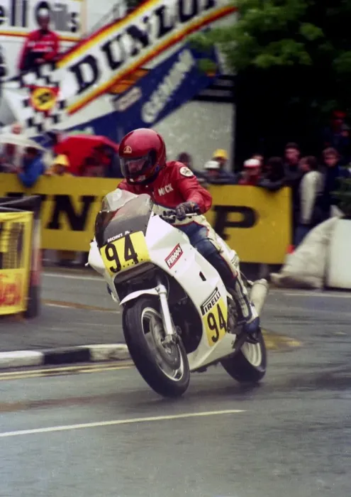 Framed Print : Mick Williams (Honda) 1987 Senior TT Framed Print : Mick Williams (Honda) 1987 Senior TT