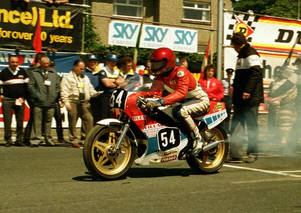 Mick Williams (Yamaha) 1987 Formula Two TT