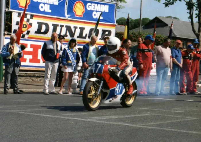 Framed Print : Mick Williams (Yamaha) 1989 Junior TT