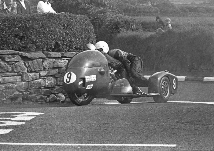 Framed Print : Mick Wortley & John Dovey (MDW) 1974 Southern 100 Framed Print : Mick Wortley & John Dovey (MDW) 1974 Southern 100