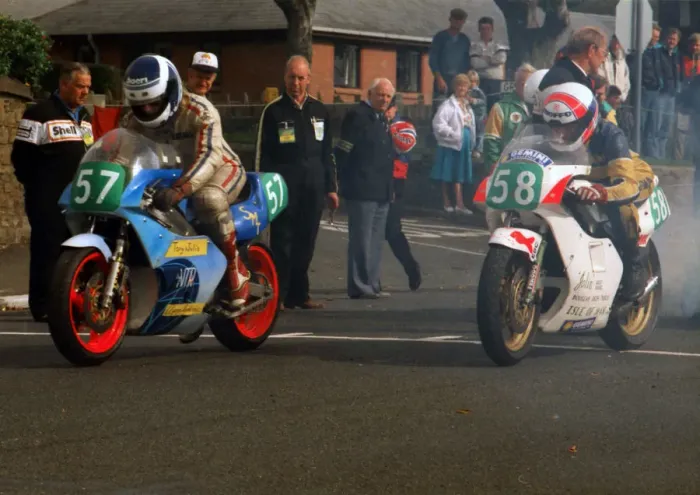 Framed Print : Mike Blake & Vince Shortland (Yamaha) 1989 Lightweight Manx Grand Prix Framed Print : Mike Blake & Vince Shortland (Yamaha) 1989 Lightweight Manx Grand Prix