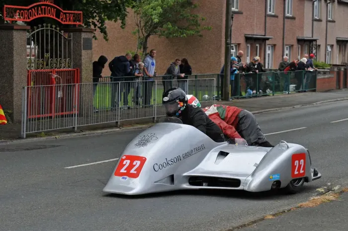 Framed Print : Mike Cookson & Alun Thomas (Honda Ireson) 2014 Sidecar TT Framed Print : Mike Cookson & Alun Thomas (Honda Ireson) 2014 Sidecar TT