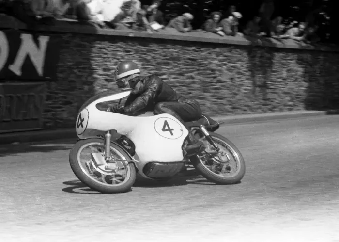 Framed Print : Mike Hailwood (Ducati) 1959 Ultra Lightweight TT Framed Print : Mike Hailwood (Ducati) 1959 Ultra Lightweight TT