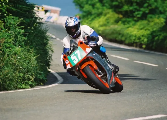 Framed Print : Mike Hose (Kawasaki) 2004 Lightweight 400 TT Framed Print : Mike Hose (Kawasaki) 2004 Lightweight 400 TT