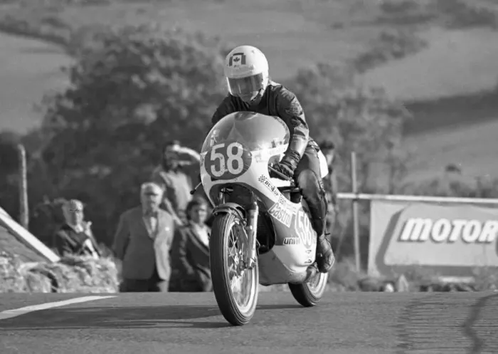Framed Print : Mike Kavanagh (Yamaha) 1975 Lightweight TT Framed Print : Mike Kavanagh (Yamaha) 1975 Lightweight TT