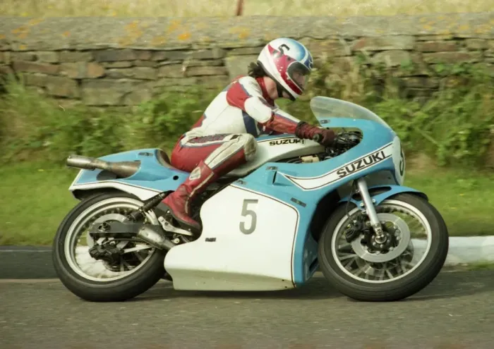 Framed Print : Mike Kneen (Suzuki) 1980 Jurby Road Framed Print : Mike Kneen (Suzuki) 1980 Jurby Road