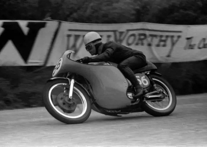 Framed Print : Mike O Rourke (Norton) 1958 Senior TT Framed Print : Mike O Rourke (Norton) 1958 Senior TT
