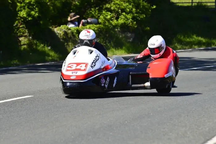 Framed Print : Mike Roscher & Manuel Hirschi (LCR Suzuki) 2015 Sidecar TT Framed Print : Mike Roscher & Manuel Hirschi (LCR Suzuki) 2015 Sidecar TT