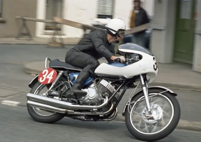 Framed Print : Bill Milne (Kawasaki) 1971 Production TT Framed Print : Bill Milne (Kawasaki) 1971 Production TT