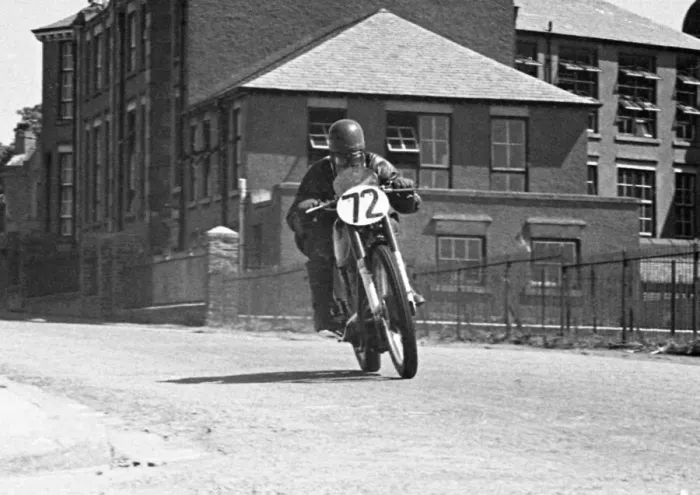 Framed Print : Monty Lockwood (AJS) 1950 Junior TT Framed Print : Monty Lockwood (AJS) 1950 Junior TT