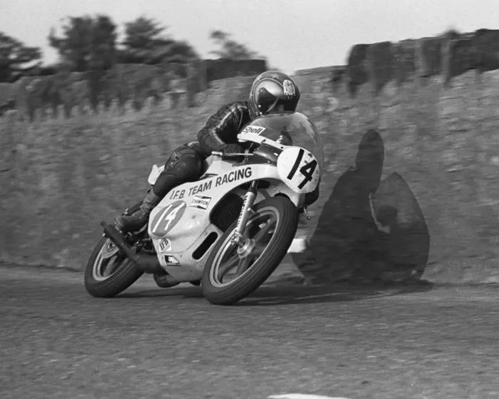 Framed Print : Monty Swann (Yamaha) 1977 Southern 100 Framed Print : Monty Swann (Yamaha) 1977 Southern 100