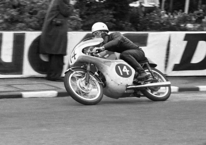 Framed Print : Naomi Taniguchi (Honda) 1960 Ultra Lightweight TT Framed Print : Naomi Taniguchi (Honda) 1960 Ultra Lightweight TT