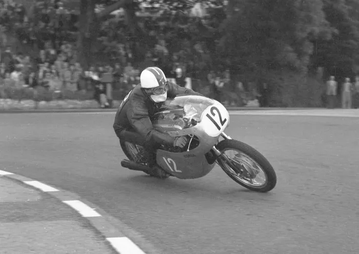 Framed Print : Naomi Taniguchi (Honda) 1961 Lightweight TT Framed Print : Naomi Taniguchi (Honda) 1961 Lightweight TT