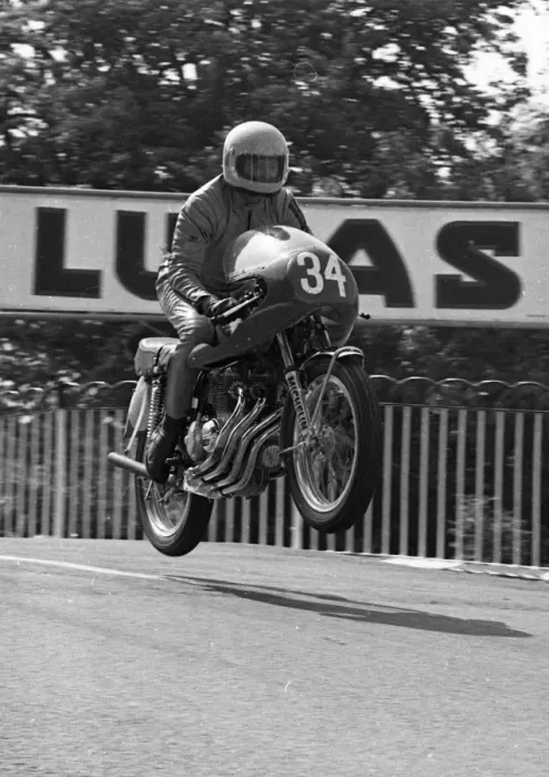 Framed Print : Neil Kelly (Honda) 1975 Production TT Framed Print : Neil Kelly (Honda) 1975 Production TT
