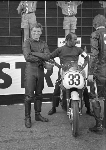 Neil Kelly (Velocette) 1967 Production 500 TT