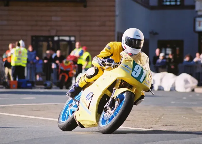 Framed Print : Neil Pearson (Honda) Lightweight 400 TT Framed Print : Neil Pearson (Honda) Lightweight 400 TT