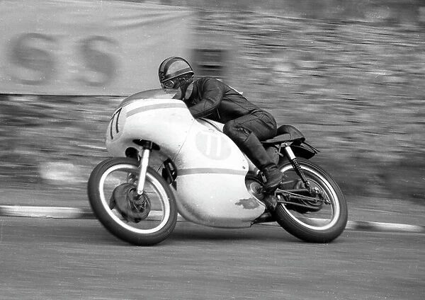 Neil Pendreigh Norton 1962 Junior Manx Grand Prix