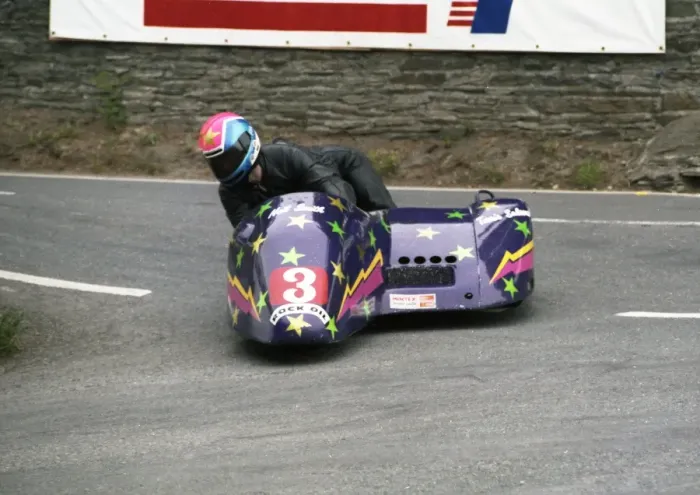 Framed Print : Neil Smith & Terrie Salone (Shelbourne) 1992 Sidecar TT