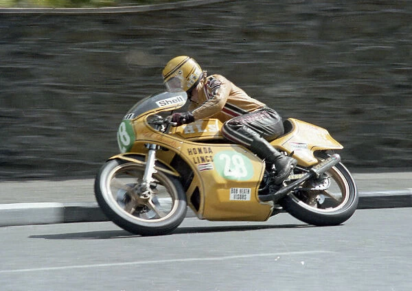 Neil Tuxworth (HLS Yamaha) 1979 Junior TT