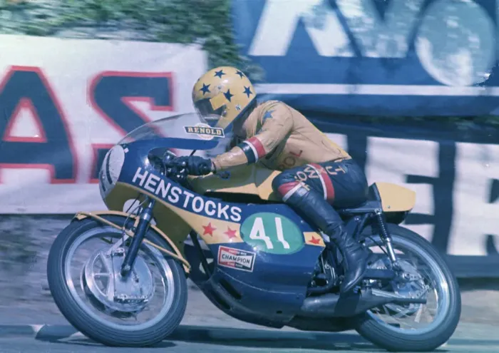 Framed Print : Neil Tuxworth (Yamaha) 1973 Lightweight TT