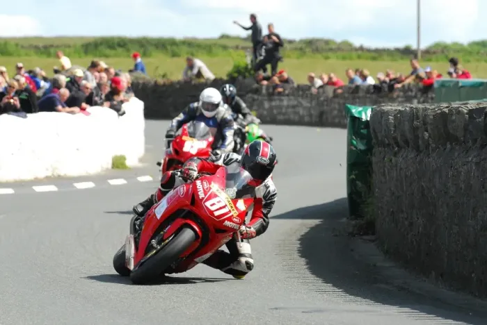 Framed Print : Neil Watson (Honda) 2015 Southern 100 Framed Print : Neil Watson (Honda) 2015 Southern 100