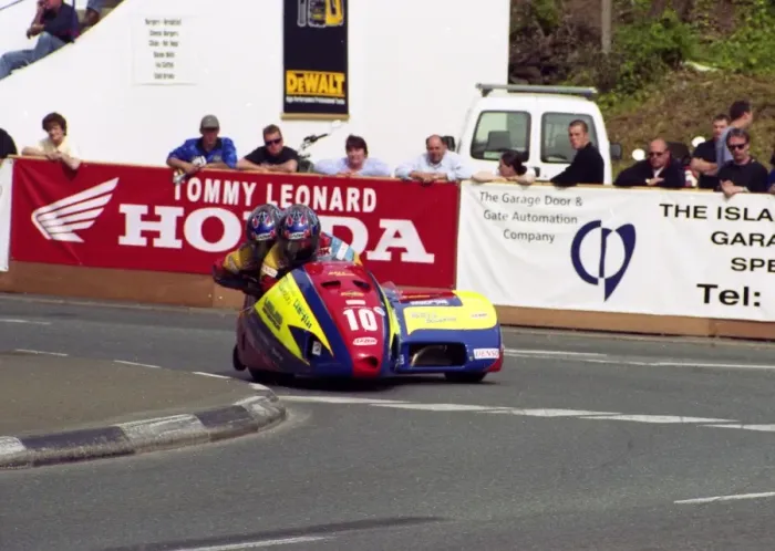 Framed Print : Nick Crowe & Darren Hope (Ireson) 2002 Sidecar TT
