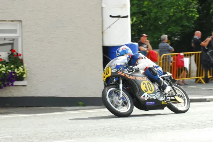 Framed Print : Nick Jefferies (Norton) 2015 Senior Classic TT Framed Print : Nick Jefferies (Norton) 2015 Senior Classic TT