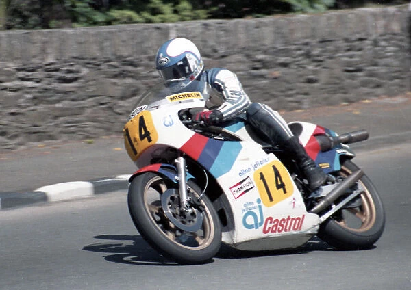 Nick Jefferies (Suzuki) 1985 Senior TT