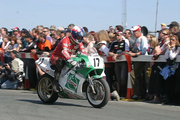 Nick Jeffries (Honda) 2007 TT Parade Lap