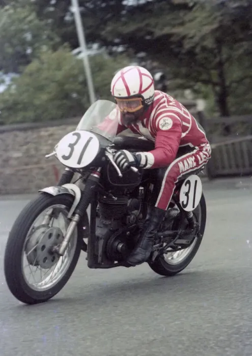 Framed Print : Nick Payton (Velocette) 1983 Senior Classic Manx Grand Prix Framed Print : Nick Payton (Velocette) 1983 Senior Classic Manx Grand Prix