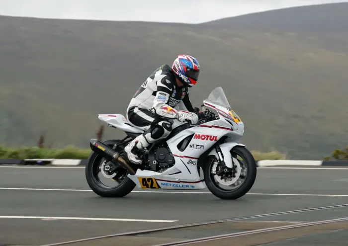 Framed Print : Nick Southerwood (Suzuki) 2019 Senior Manx Grand Prix Framed Print : Nick Southerwood (Suzuki) 2019 Senior Manx Grand Prix