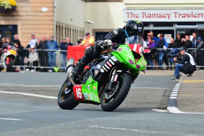 Framed Print : Nicolas Paulet (Kawasaki) 2015 Newcomers Manx Grand Prix Framed Print : Nicolas Paulet (Kawasaki) 2015 Newcomers Manx Grand Prix