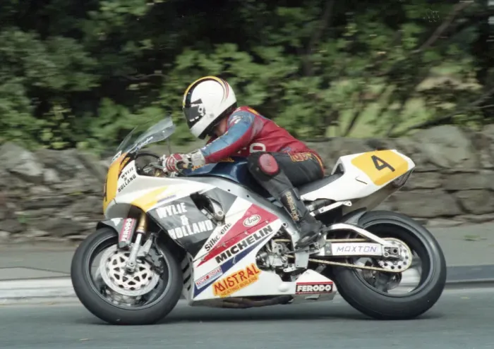 Framed Print : Nigel Nottingham (Yamaha) 1996 Senior Manx Grand Prix