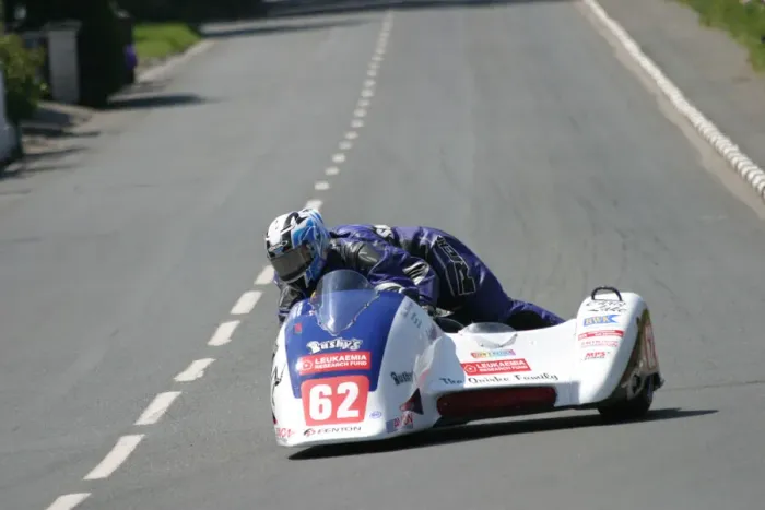 Framed Print : Nigel Smith & Christopher Lake (Kawasaki) 2005 Sidecar TT