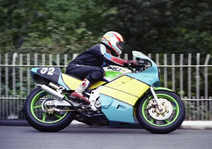 Framed Print : Noel Clegg (Kawasaki) 1990 Supersport 400 TT Framed Print : Noel Clegg (Kawasaki) 1990 Supersport 400 TT