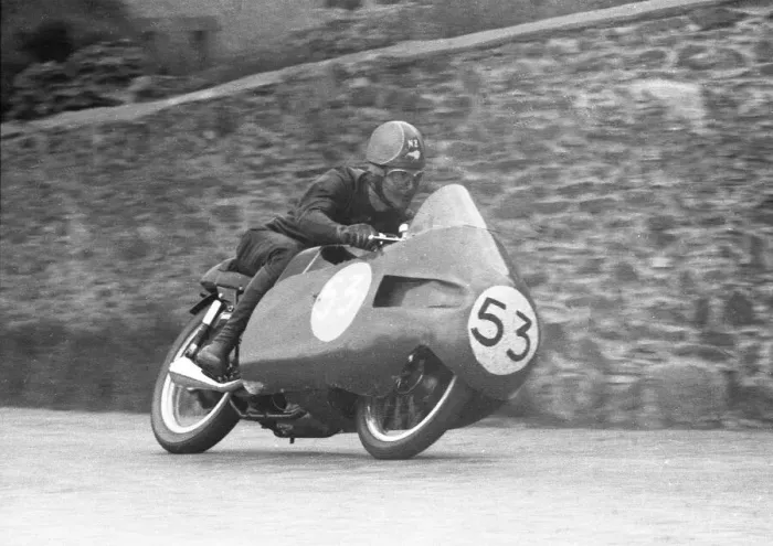 Framed Print : Noel McCutcheon (AJS) 1957 Junior TT Framed Print : Noel McCutcheon (AJS) 1957 Junior TT