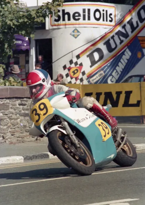 Framed Print : Norman Kneen (Suzuki) 1987 Senior Manx Grand Prix Framed Print : Norman Kneen (Suzuki) 1987 Senior Manx Grand Prix