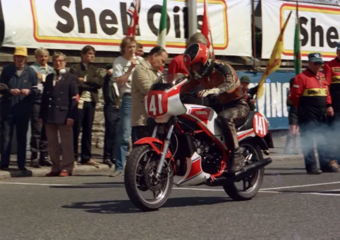 Framed Print : Norman Kneen (Yamaha) 1986 Production C TT Framed Print : Norman Kneen (Yamaha) 1986 Production C TT