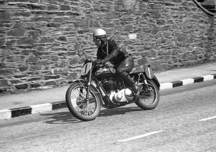 Framed Print : Norman Sweetman (Ariel) 1954 Senior Clubman TT Framed Print : Norman Sweetman (Ariel) 1954 Senior Clubman TT