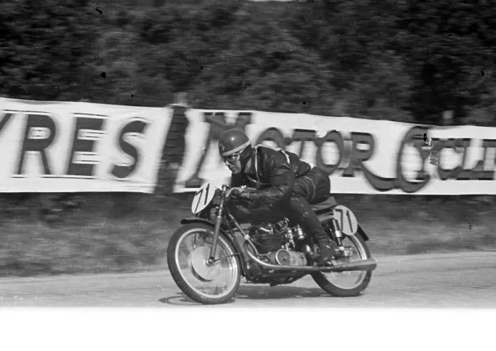 Framed Print : Norman Webb (MV) at Hillbrry, 1953 Ultra lightweight TT Framed Print : Norman Webb (MV) at Hillbrry, 1953 Ultra lightweight TT
