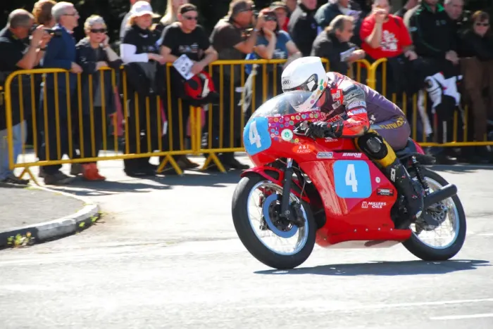 Framed Print : Olie Linsdell (Drixton Honda) 2014 350 Classic TT Framed Print : Olie Linsdell (Drixton Honda) 2014 350 Classic TT