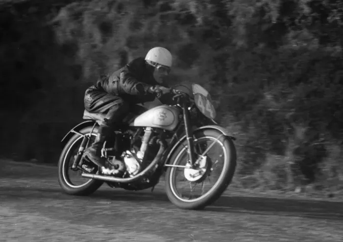 Framed Print : Owen Greenwood (BSA) 1952 Junior Clubman TT Framed Print : Owen Greenwood (BSA) 1952 Junior Clubman TT