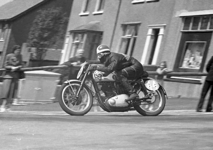 Framed Print : Owen Greenwood (BSA) 1953 Junior Clubman TT Framed Print : Owen Greenwood (BSA) 1953 Junior Clubman TT